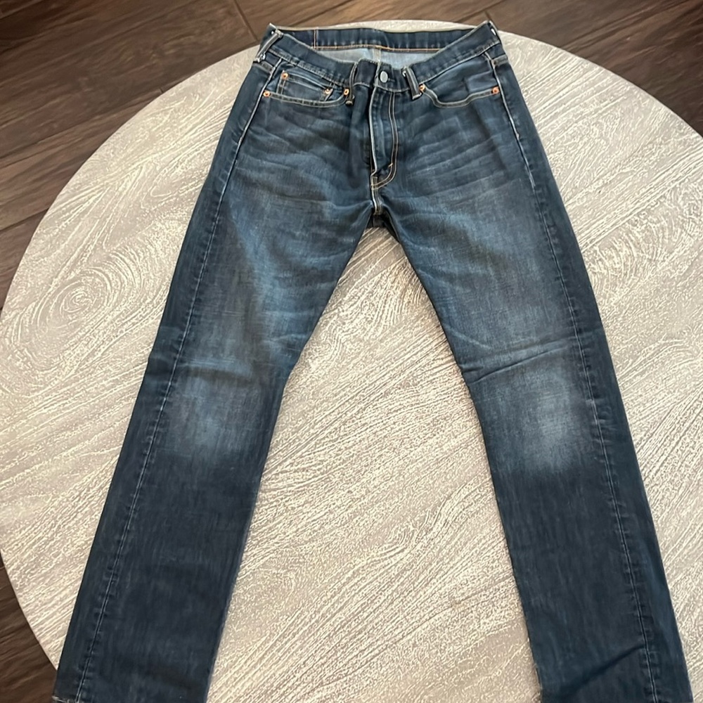 Men’s levi jeans style 513 medium wash 32/32